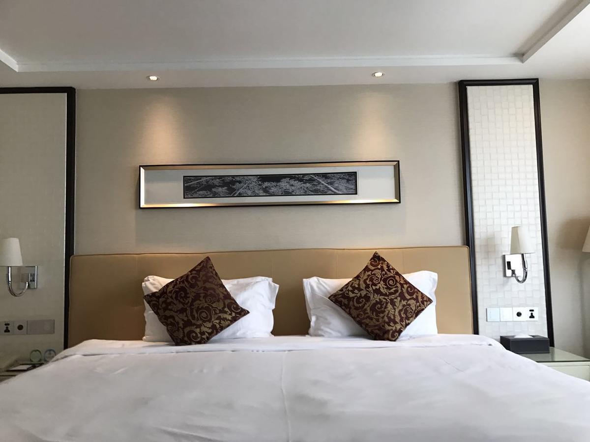 שנג'ן Chunjiang Lushan Hotel מראה חיצוני תמונה